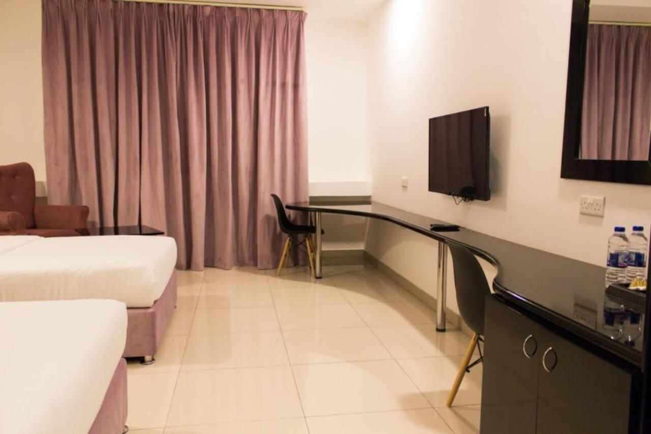 Hotel Parkside Plaza Maskat Exterior foto
