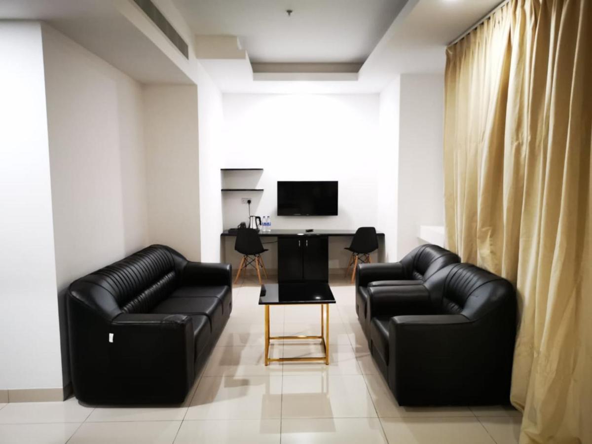Hotel Parkside Plaza Maskat Exterior foto