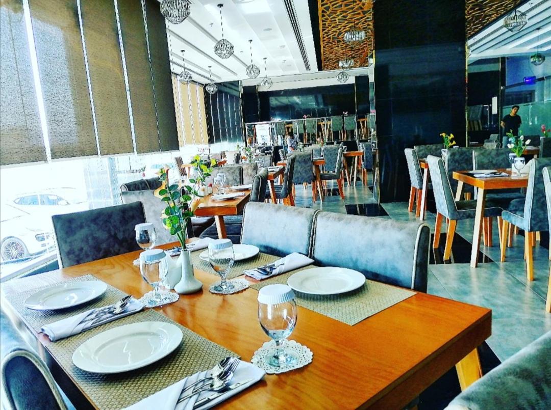 Hotel Parkside Plaza Maskat Exterior foto