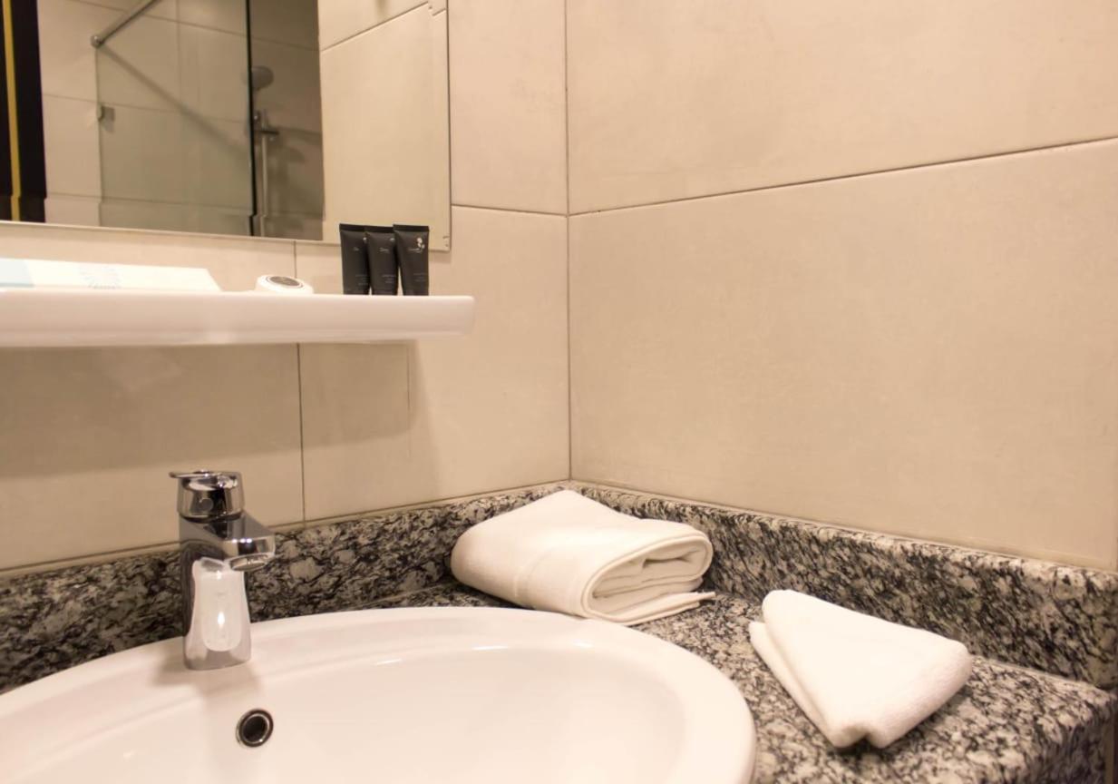 Hotel Parkside Plaza Maskat Exterior foto