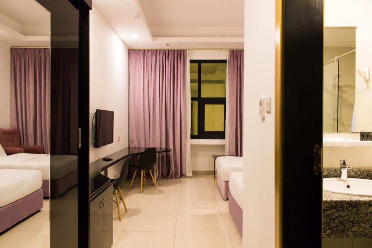 Hotel Parkside Plaza Maskat Exterior foto
